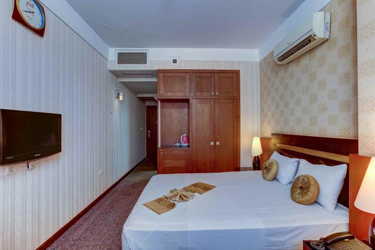 هتل عماد مشهد