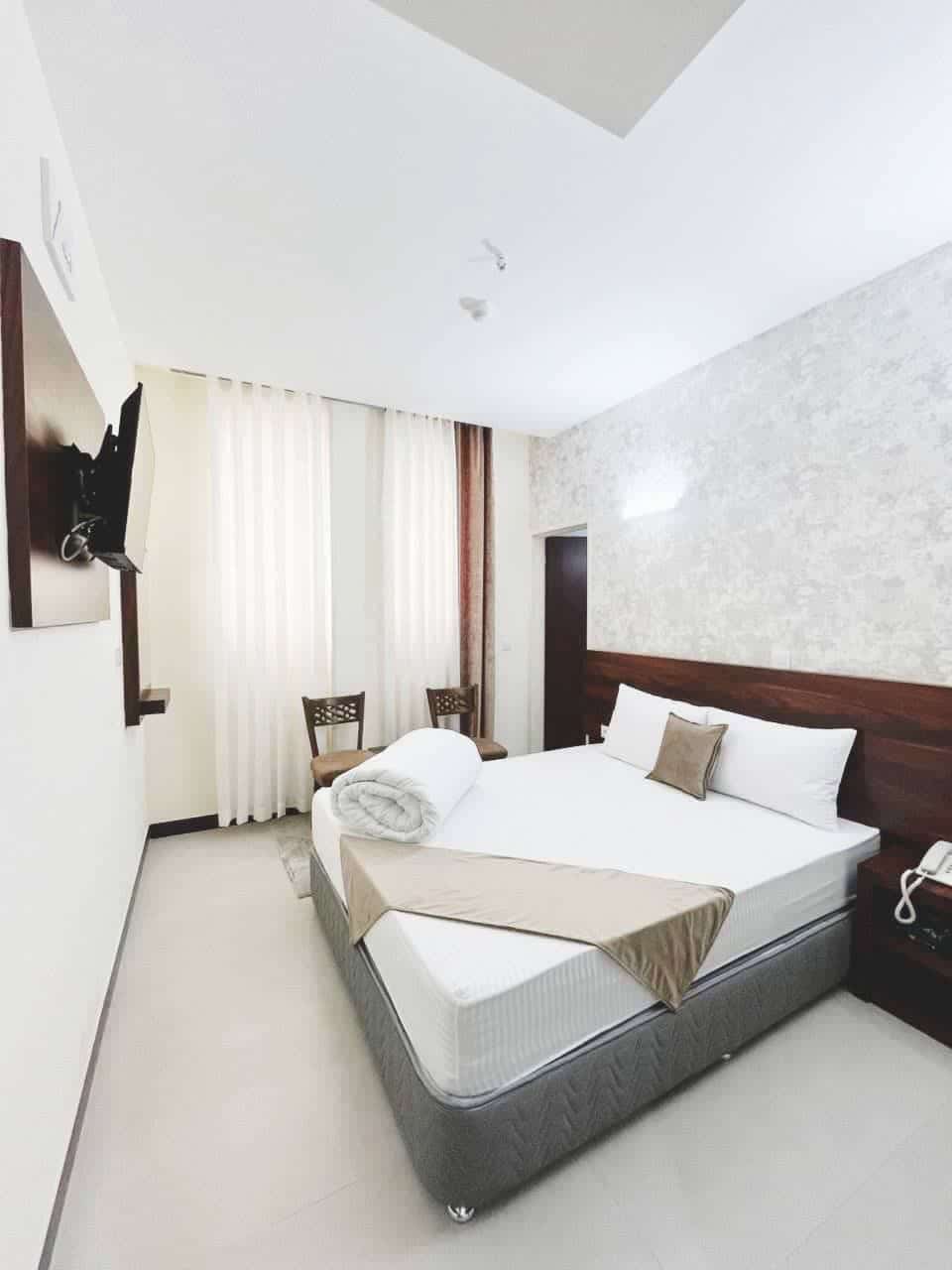 هتل آپارتمان بیستون طلایی مشهد