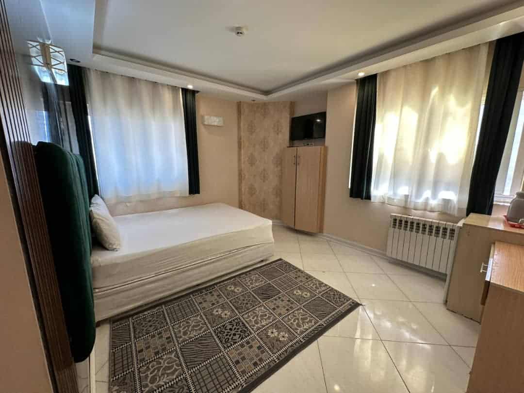 هتل آپارتمان سبز طلایی مشهد